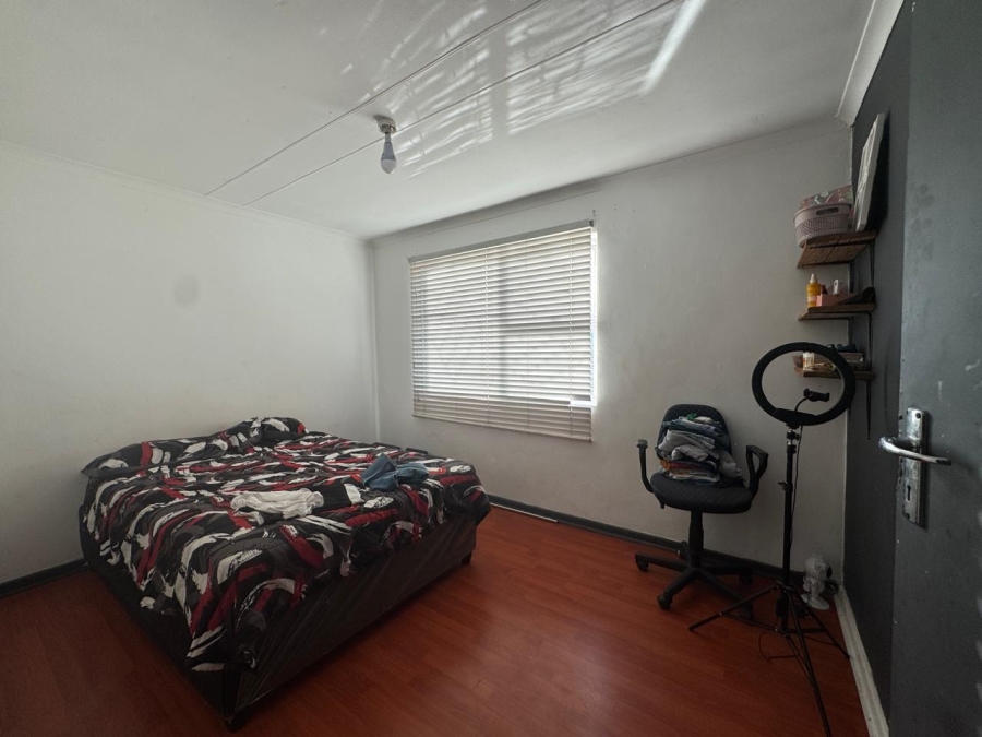 3 Bedroom Property for Sale in Park Village Western Cape